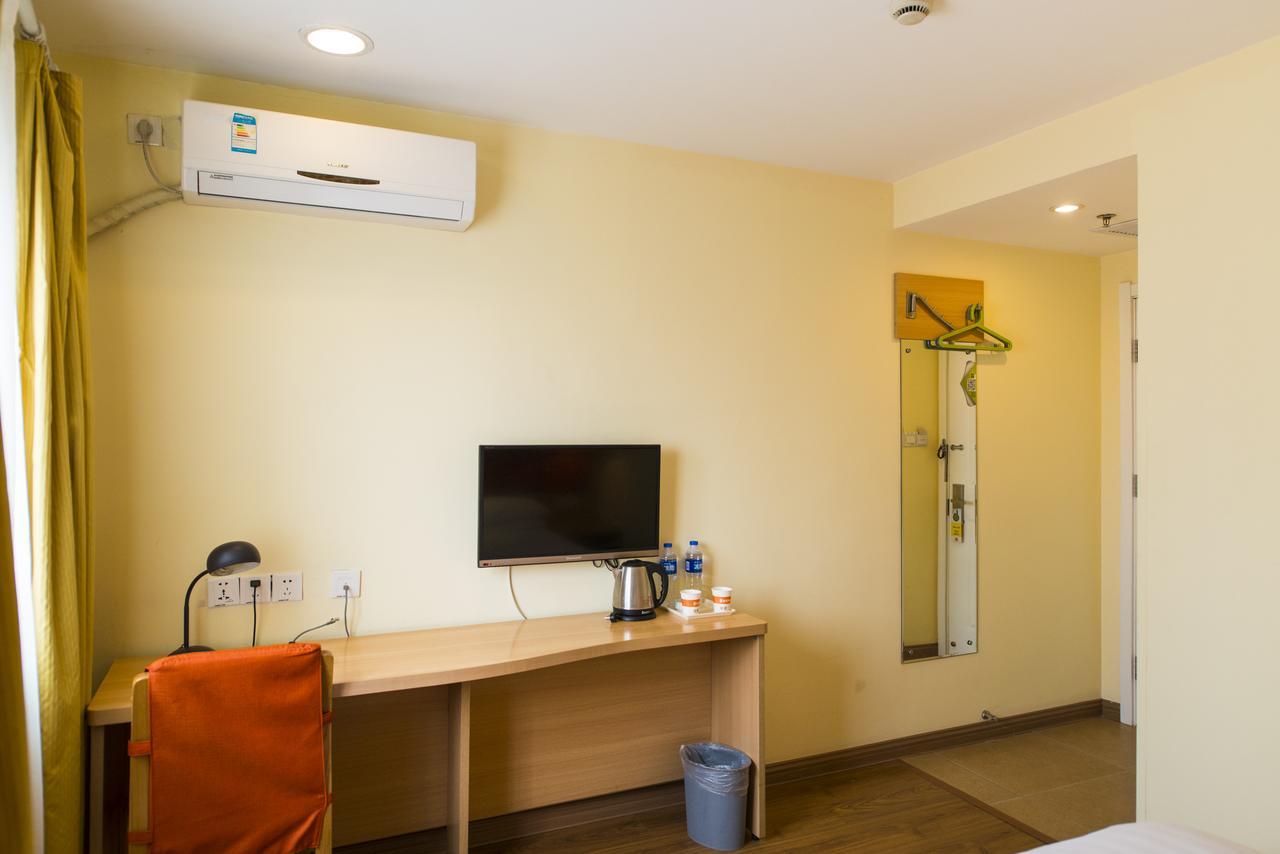 Home Inn Chengdu Kuanzhai Alley New City Square Exterior photo